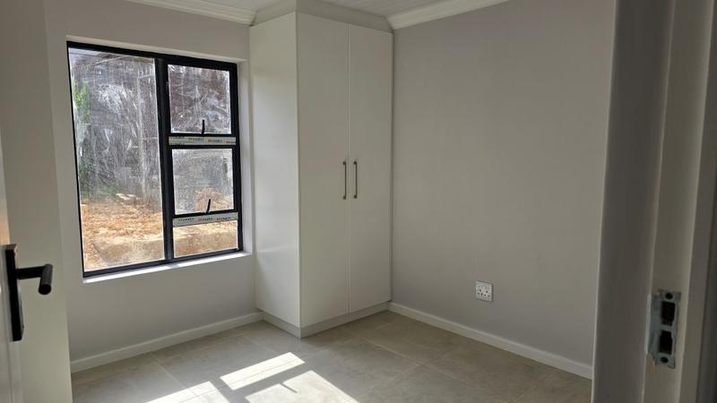 To Let 1 Bedroom Property for Rent in Stellenberg Western Cape